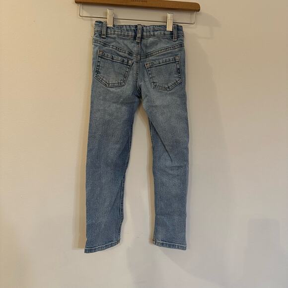 Cat & Jack Embroidered Jeans sz 5 adjustable waist tabs - Picture 7 of 9